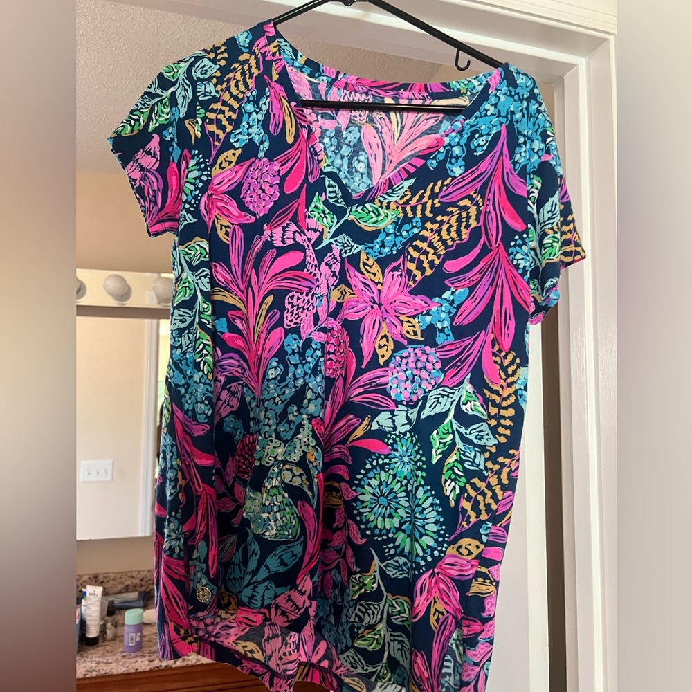 Like new Lilly Pulitzer T-shirt, medium $35